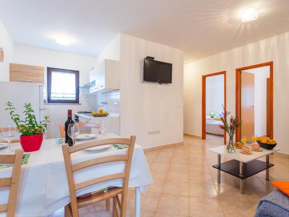 Apartment Tireli - Prc143 By Interhome Poreč Eksteriør bilde
